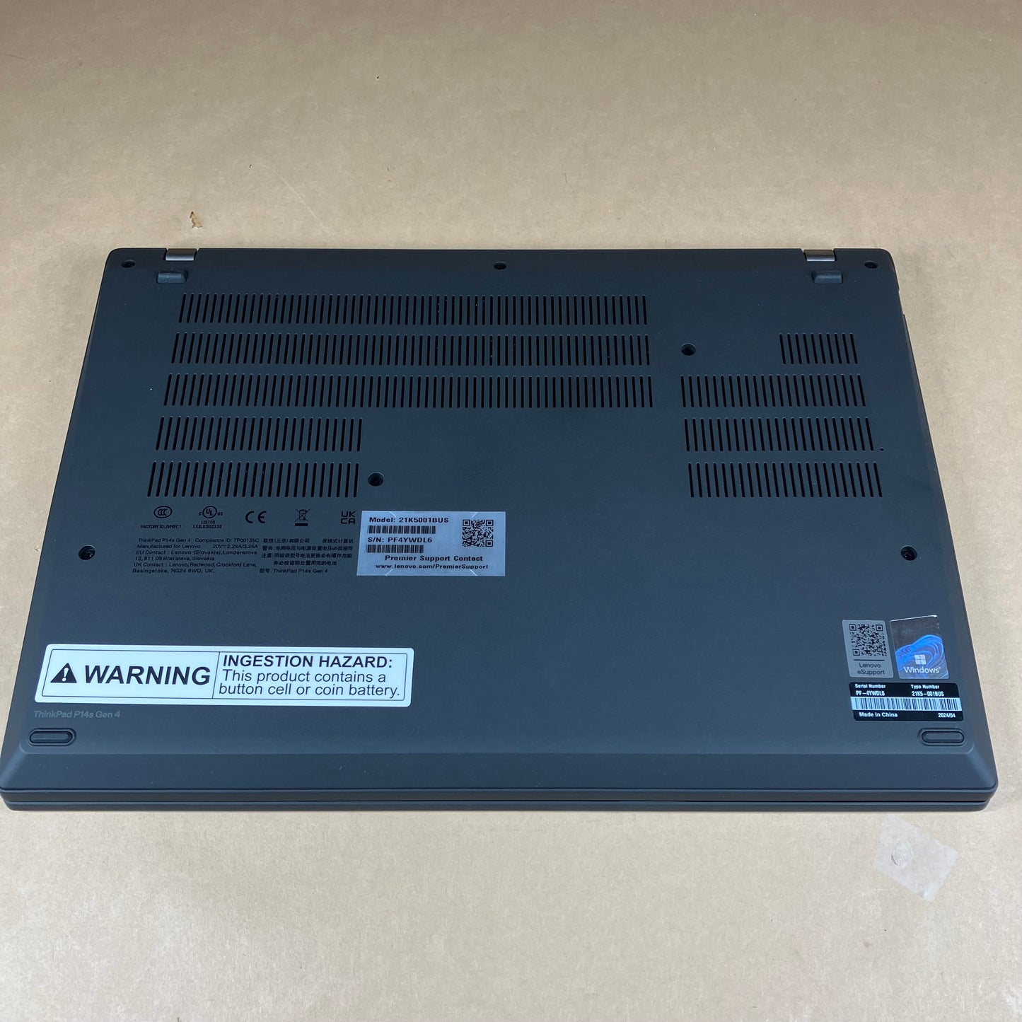 Lenovo ThinkPad P14S GEN 4 14" Ryzen 7 Pro 7840U 32GB RAM 1TB SSD Radeon 780M