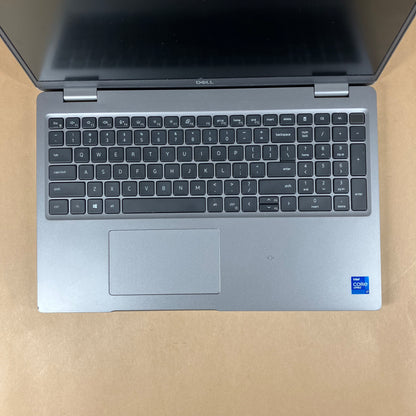 Dell Latitude 5520 15.6" i7-1185G7 3.0GHz 16GB RAM NO SSD NO OS