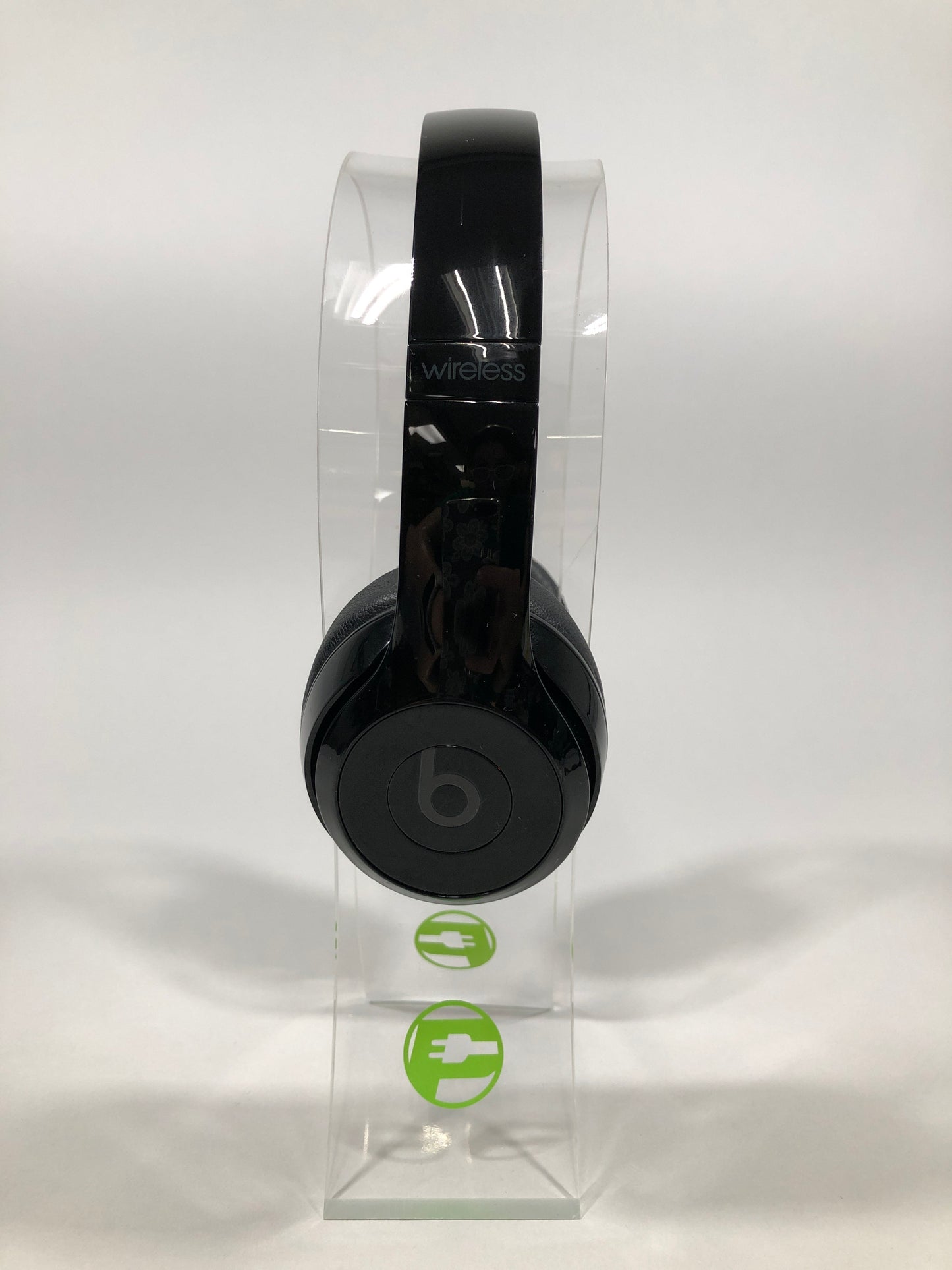 Beats Solo3 Wireless Over-Ear Bluetooth Headphones Black A1796