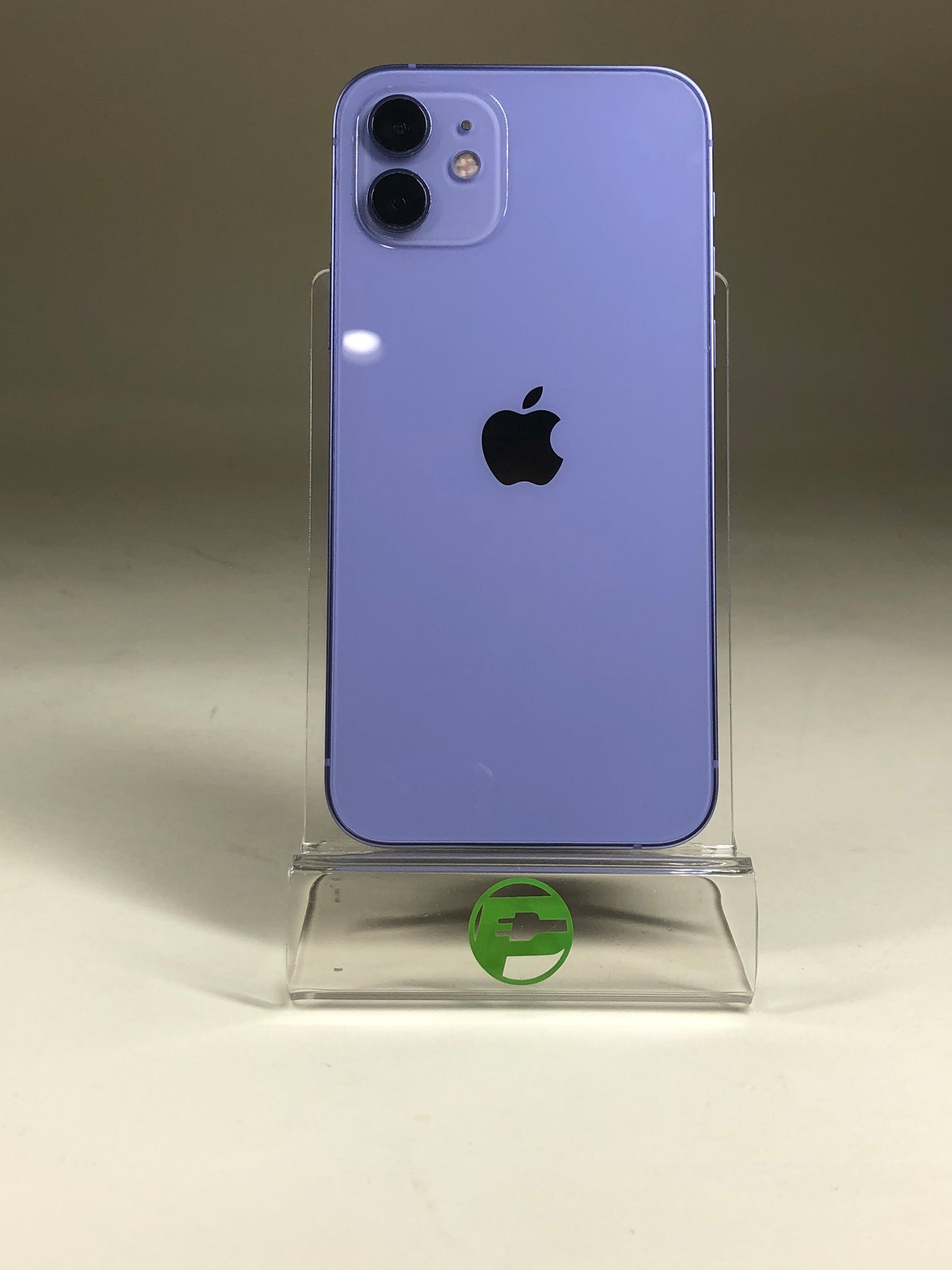 Factory Unlocked Apple iPhone 12 64GB 17.4.1 Purple