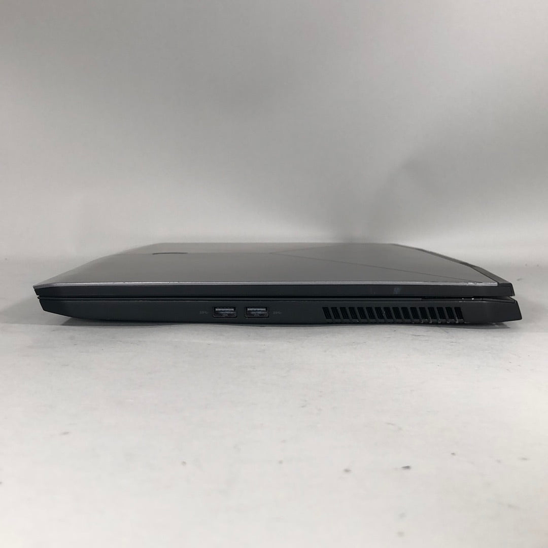 Alienware M17 17.3" i7 2.6GHz 16GB RAM 1TB HDD 512GB SSD NVIDIA GeForce 2060