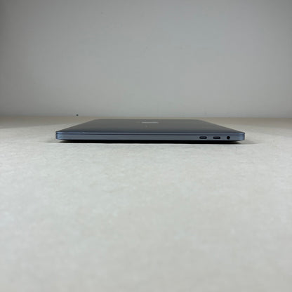 2017 Apple MacBook Air 13.3" i5 3.1GHz 8GB RAM 256GB SSD Space Gray BAD BATT