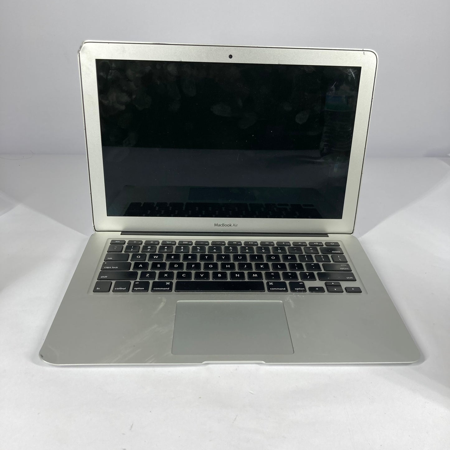 2017 Apple MacBook Air 13.3" i5 1.8GHz 8GB RAM 128GB SSD Silver A1466