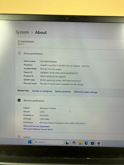Razer Blade 15 RZ09-0369AE22 15.6" i7-10750H 16GB RAM 512GB SSD GeForce RTX 3060