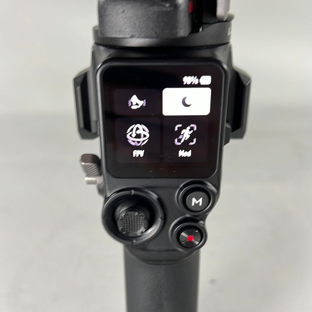 DJI RS 3 3-Axis Gimbal P11C With BHX711-3000-7.2 Battery
