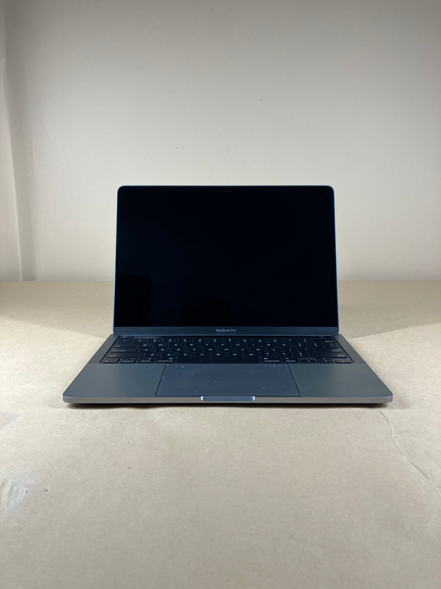 2020 Apple MacBook Air 13.3" i5 1.4GHz 8GB RAM 512GB SSD Silver A2289
