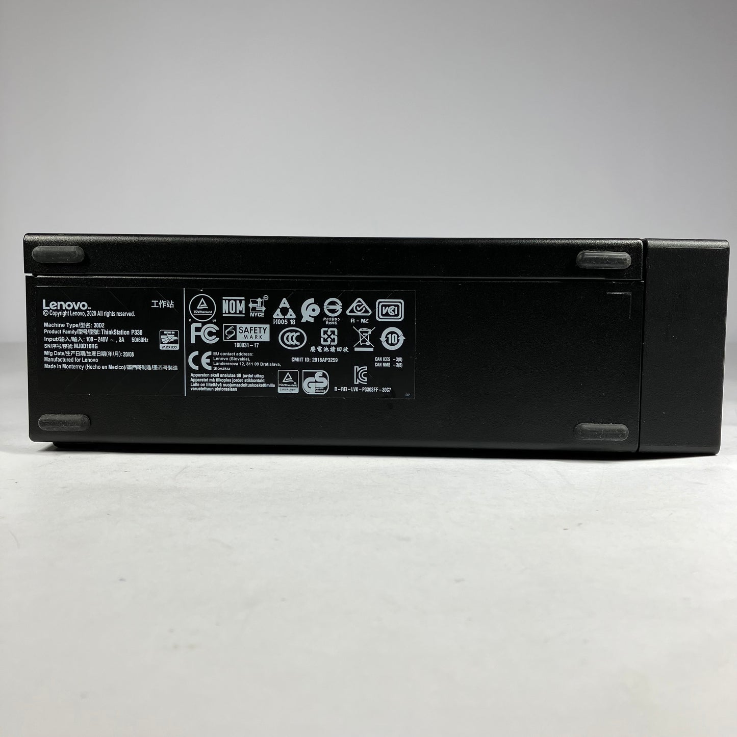Lenovo ThinkStation P330 SFF Xeon E-2224G 3.40GHz 32GB RAM NO SSD NO OS