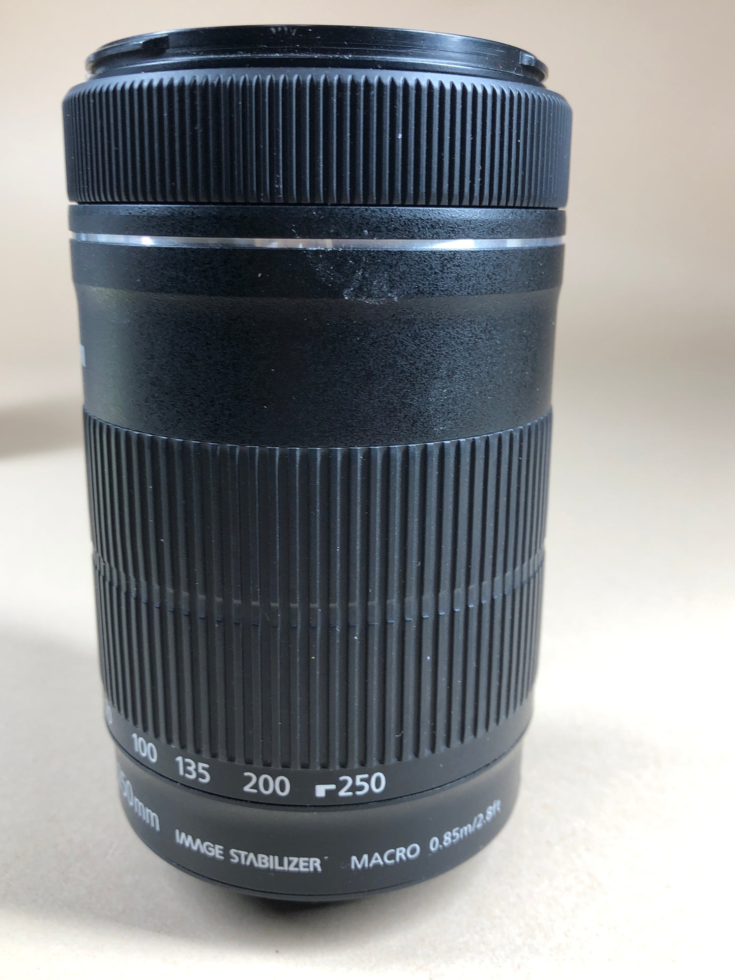 Canon EF-S Telephoto Zoom 55-250mm f/4.0-5.6 IS STM