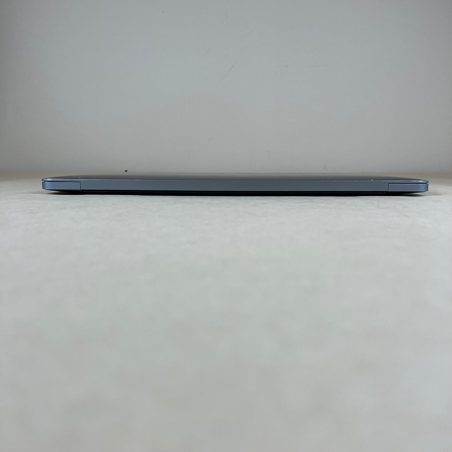 2017 Apple MacBook Air 13.3" i5 3.1GHz 8GB RAM 256GB SSD Space Gray A1706