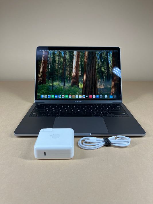2020 Apple MacBook Pro 13.3" M1 8C GPU 3.2GHz 8GB RAM 256GB SSD MYD82LL/A