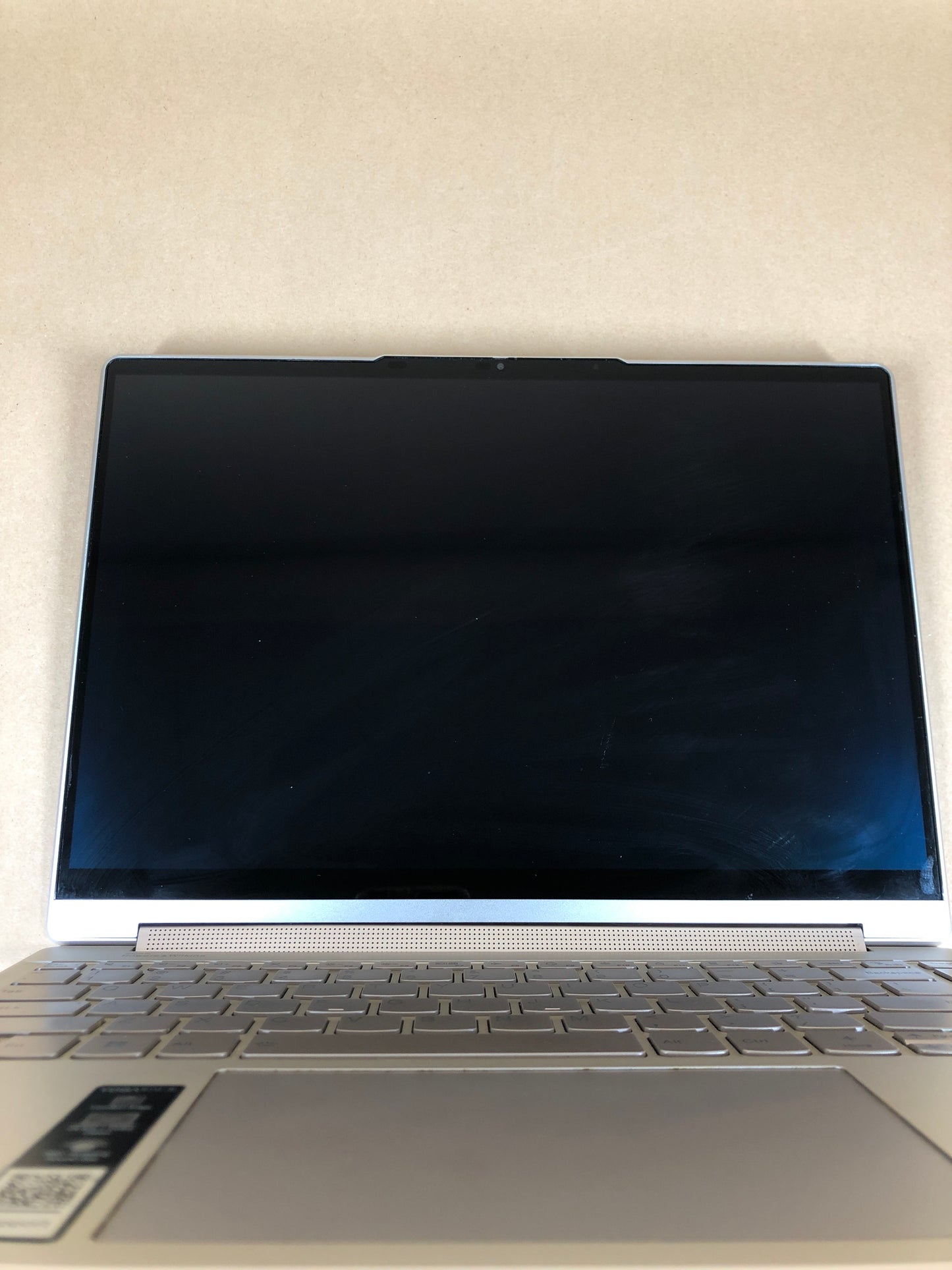 Lenovo Yoga 9 14IRP8 14IRP8 I7-1360P 2.20GHz 16GB RAM 512GB SSD WIN 11 HOME