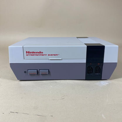 Nintendo Entertainment System NES Video Game Console NES-001 Gray Bundle