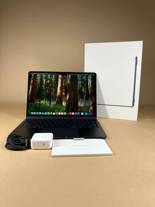 2025 Apple MacBook Air 13.6" M4 8C GPU 4.5GHz 16GB RAM 256GB SSD MW123LL/A