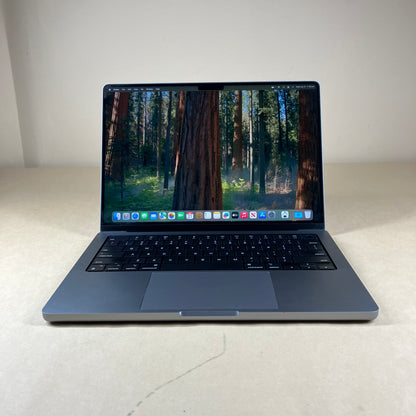 2021 Apple MacBook Pro 14" M1 Pro 14 Core 3.2GHz 16GB RAM 512GB SSD MKGP3LL/A