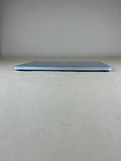 2018 Apple MacBook Air 13.3" i5 1.8GHz 8GB RAM 128GB SSD Silver A1932
