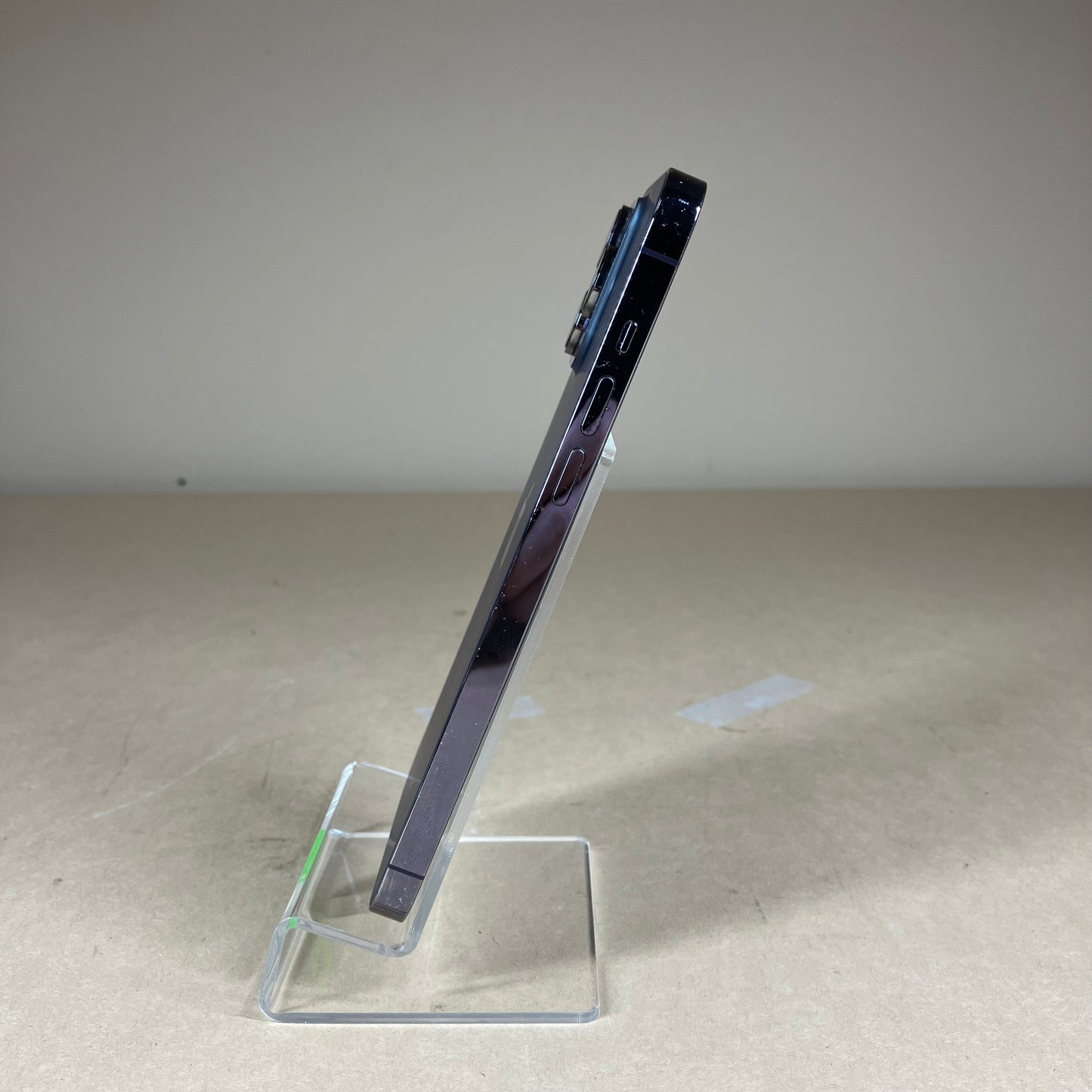 Unlocked Apple iPhone 14 Pro Max 256GB Deep Purple MQ8W3LL/A