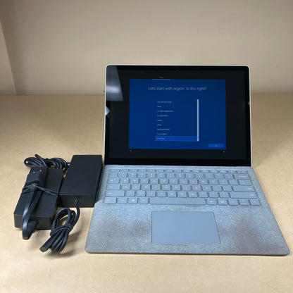 Microsoft Surface Laptop 1 1769 13.5" i5-7200U 2.5GHz 8GB RAM 256GB SSD w Dock