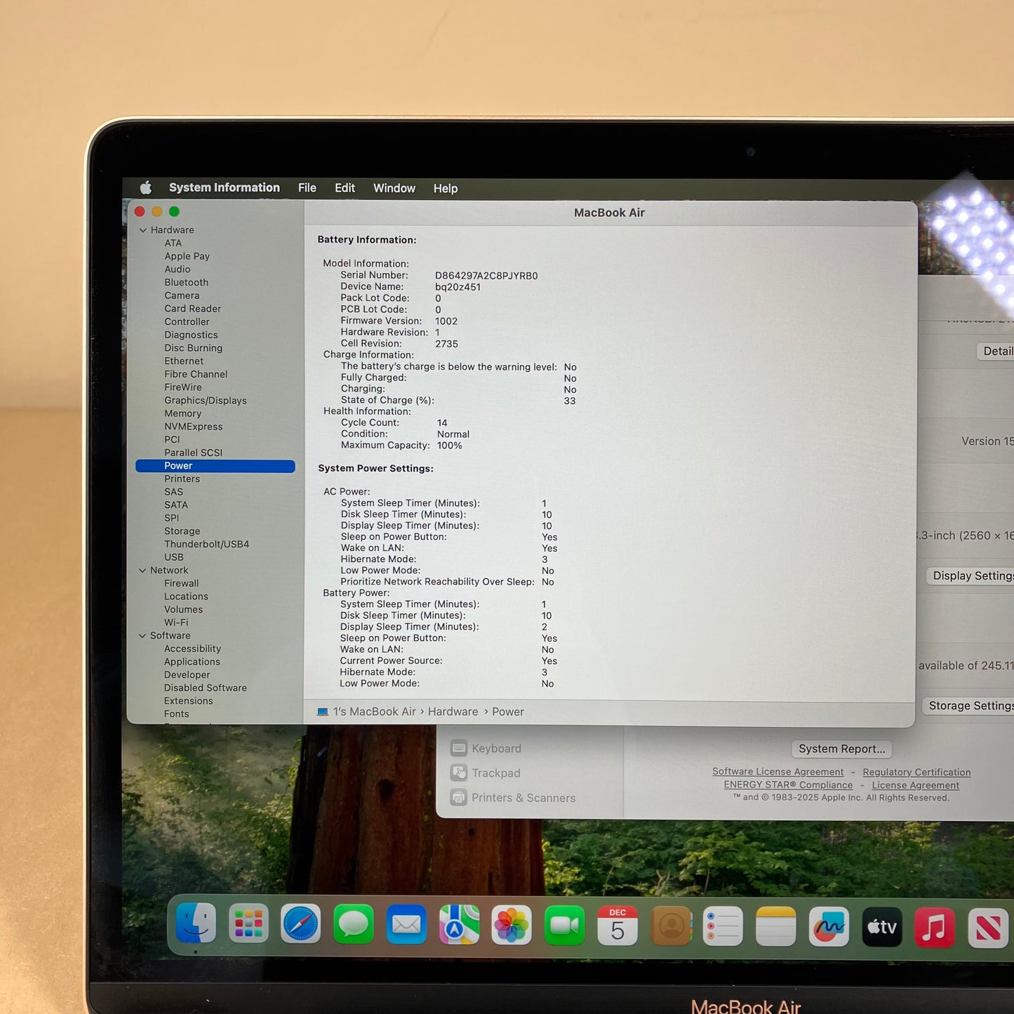 2020 Apple MacBook Air 13.3" M1 7 Core 3.2GHz 8GB RAM 256GB SSD MGND3LL/A