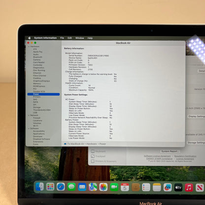 2020 Apple MacBook Air 13.3" M1 7 Core 3.2GHz 8GB RAM 256GB SSD MGND3LL/A