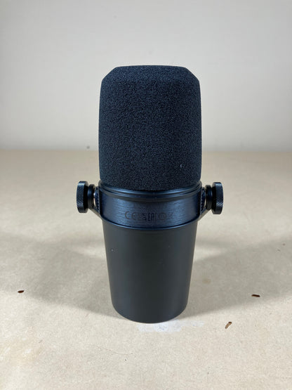 Shure MV7X Podcast Streaming Musians USB Microphone