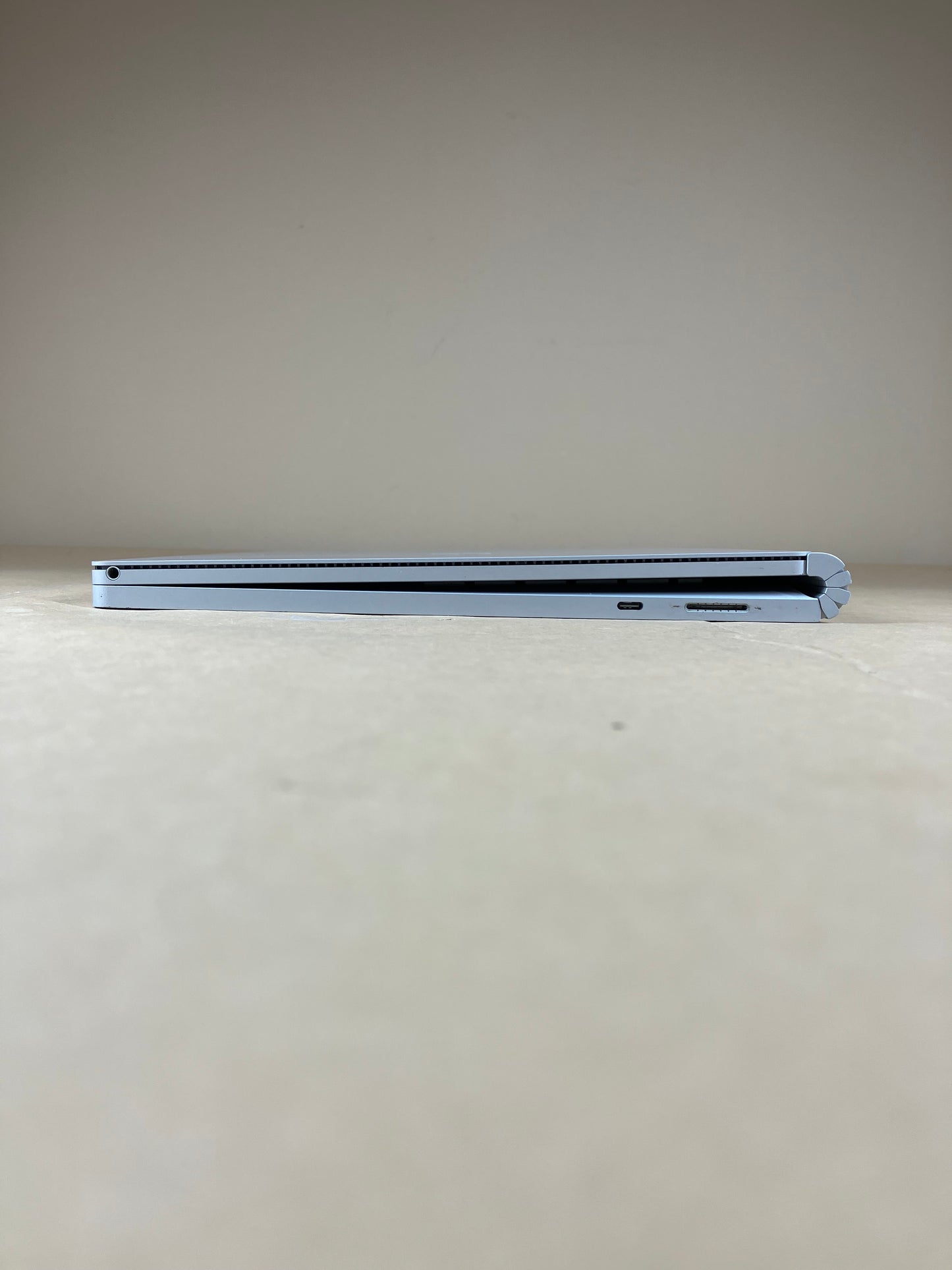 Microsoft Surface Book 2 1793 15" i7-8650U 16GB RAM 1TB SSD GeForce GTX 1060