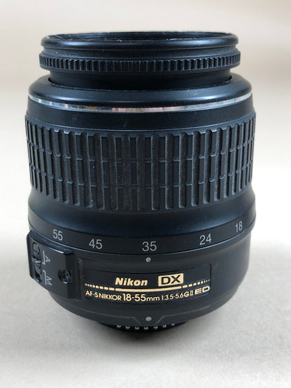 Nikon AF-S NIKKOR 18-55mm f/3.5-5.6 G