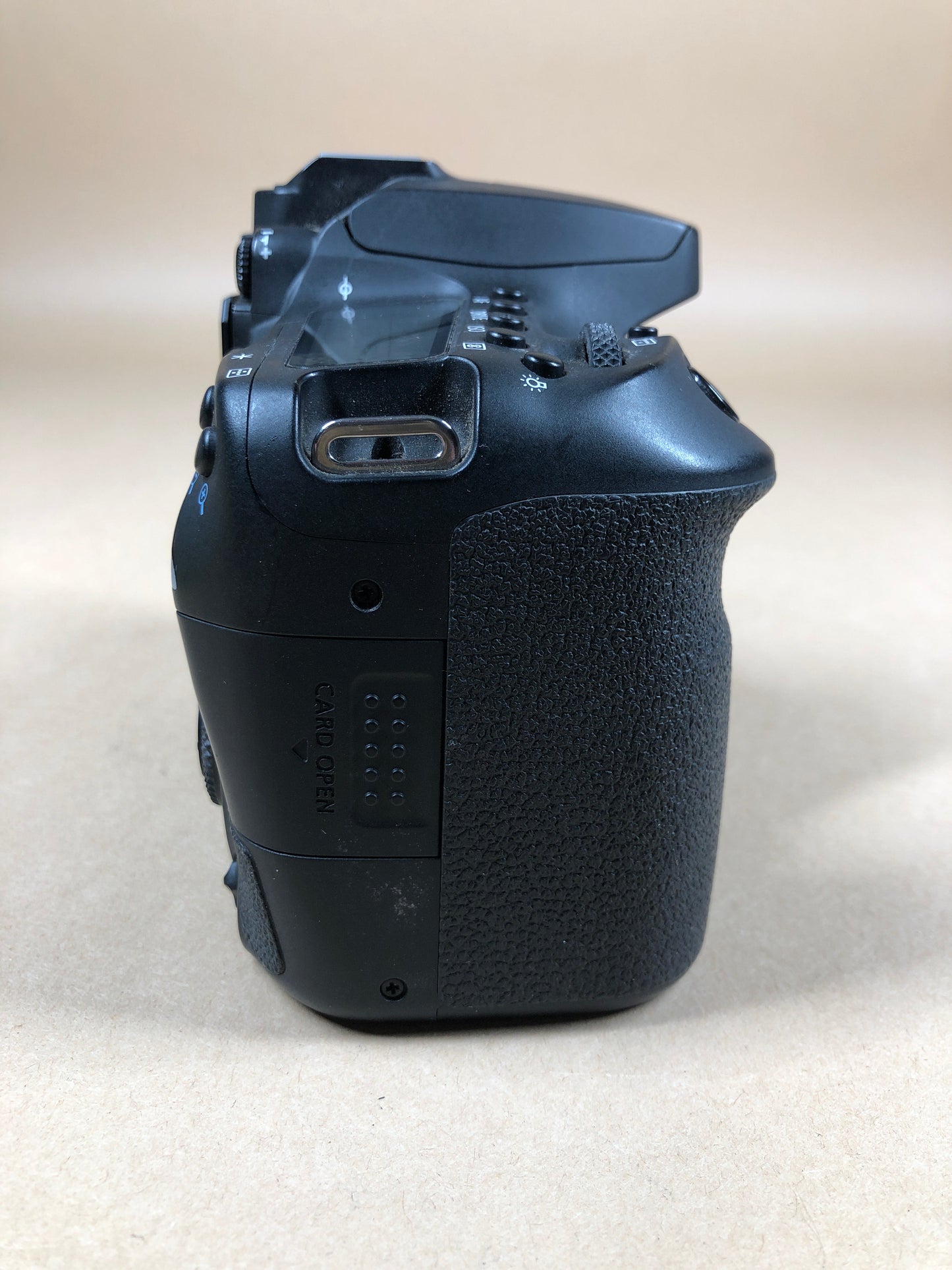Canon EOS 90D 32.5MP Digital SLR DSLR Camera DS126801 4,000 Shutter Count