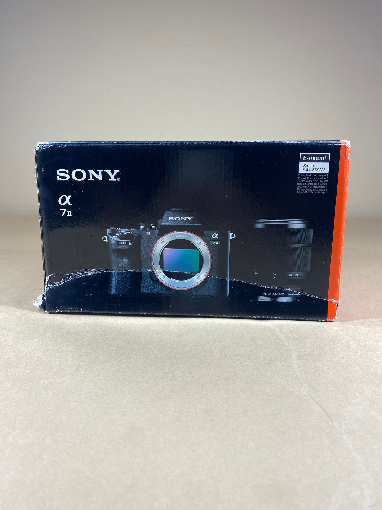 Sony Alpha 7 II 24.3MP Mirrorless Camera 382 Shutter Count 28-70mm Zoom Lens Kit