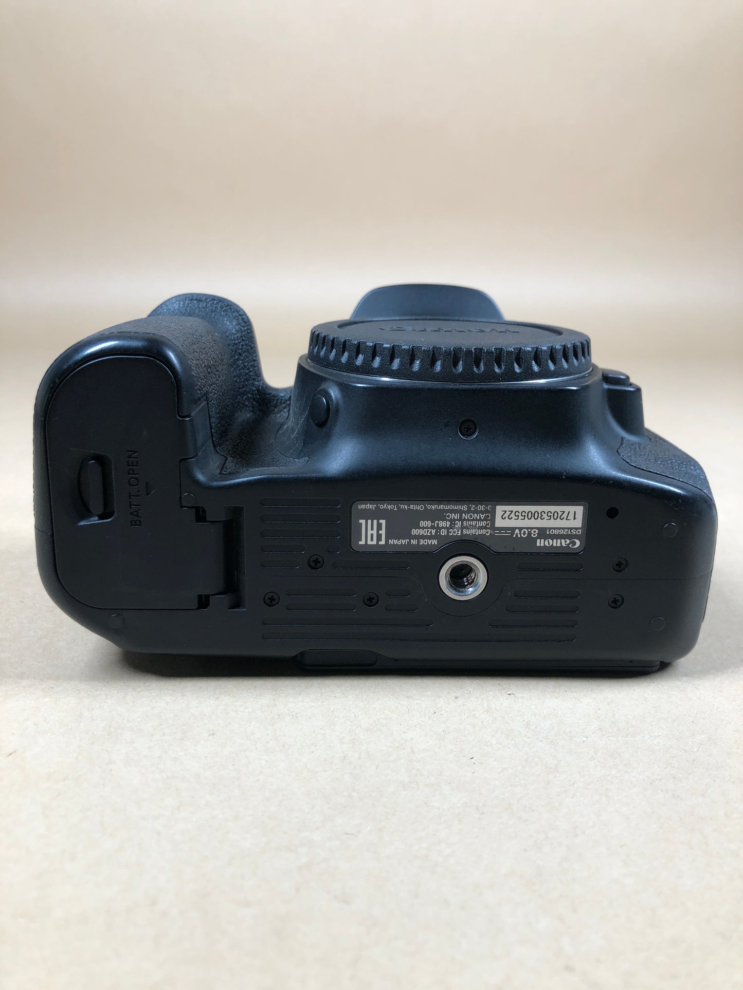 Canon EOS 90D 32.5MP Digital SLR DSLR Camera DS126801 4,000 Shutter Count