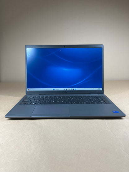 Dell Latitude 3550 15.6" i7-1355U 1.7GHz 16GB RAM 256GB SSD