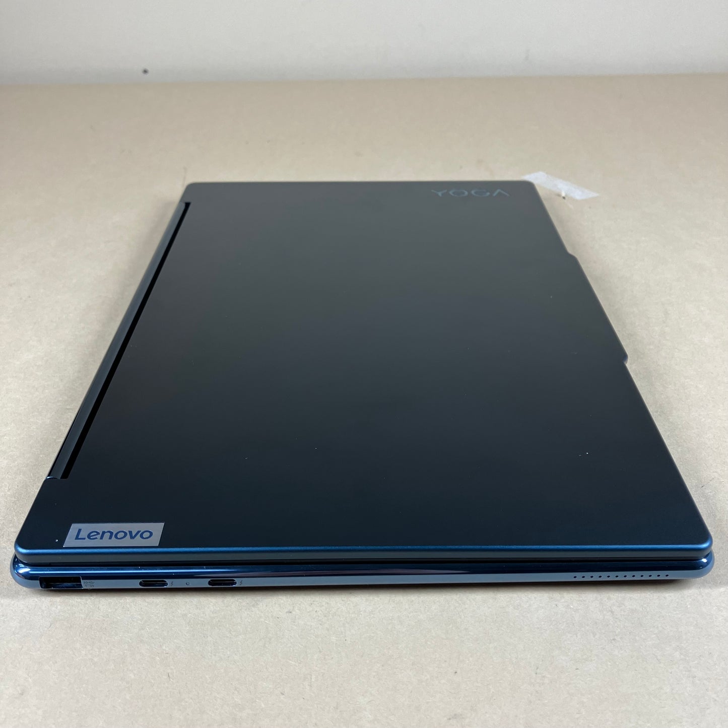 Lenovo Yoga 9 2-in-1 14IMH9 14" Core Ultra 7 155H 1.4GHz 16GB RAM 1TB SSD