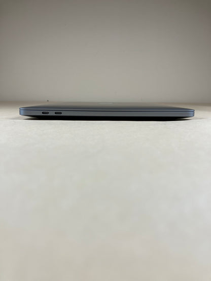 2020 Apple MacBook Pro 13.3" M1 8C GPU 3.2GHz 8GB RAM 256GB SSD MYD82LL/A