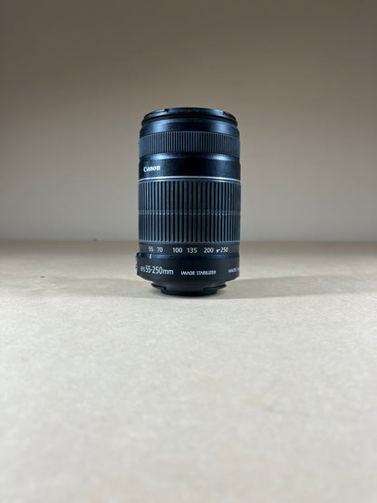 Canon EF-S 55-250mm f/3.5-5.6 IS II 55-250mm f/3.5-5.6 IS II