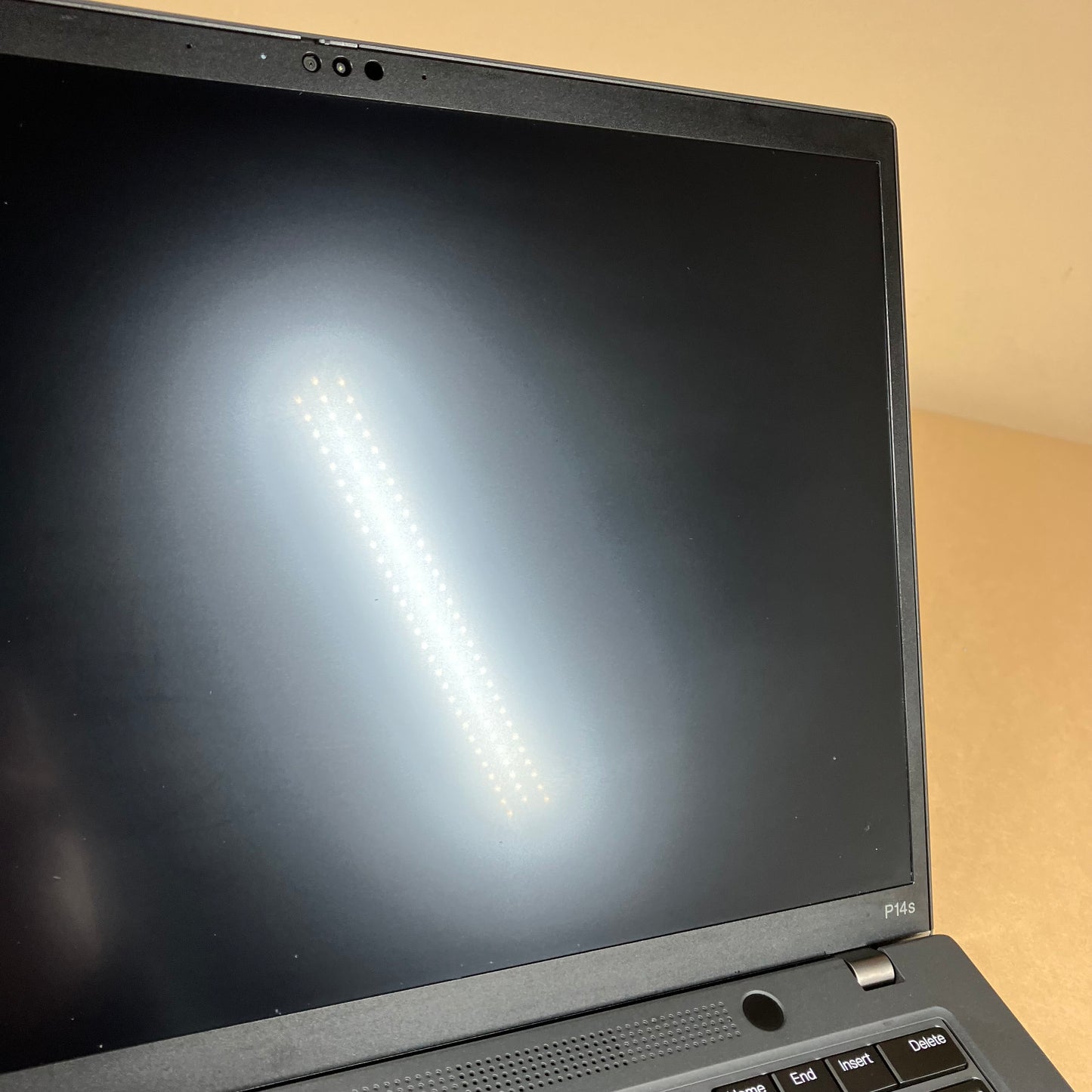 Lenovo ThinkPad P14S GEN 4 14" Ryzen 7 Pro 7840U 32GB RAM 1TB SSD Radeon 780M