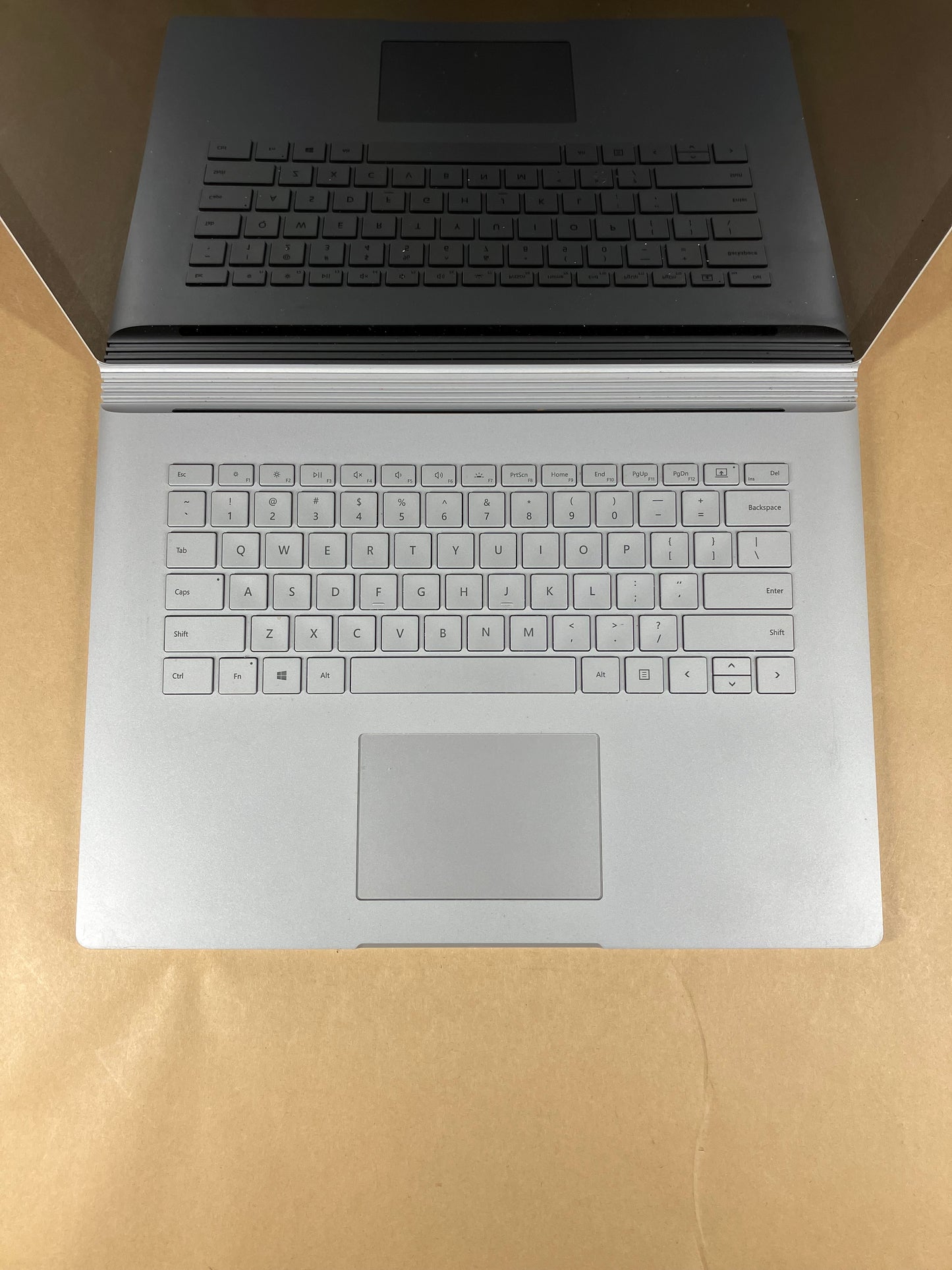 Microsoft Surface Book 2 1793 15" i7-8650U 16GB RAM 1TB SSD GeForce GTX 1060