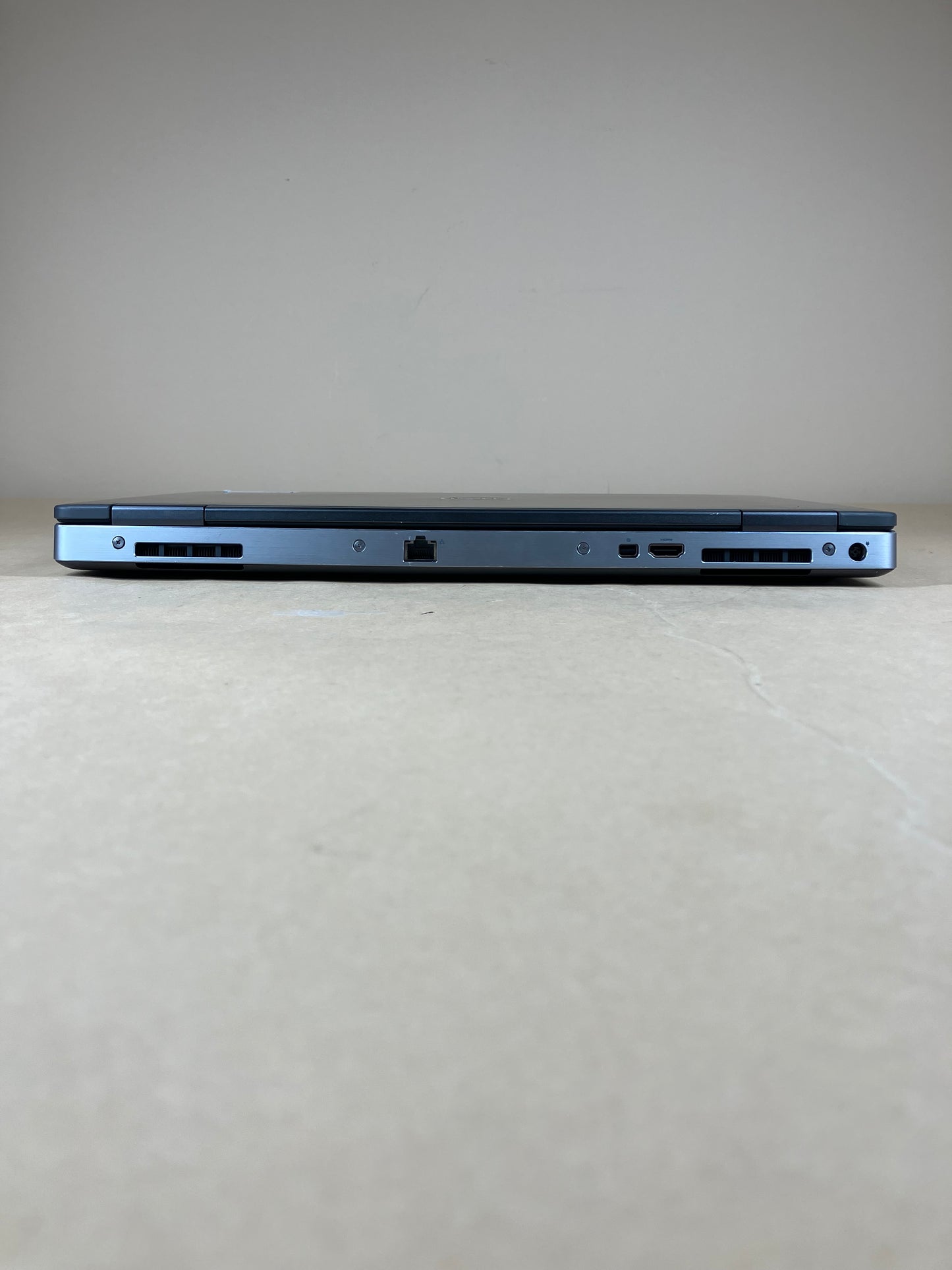 Dell Precision 7540 15.6" i7-9850H 2.6GHz 32GB RAM 512GB SSD Quadro T2000 WIN 11
