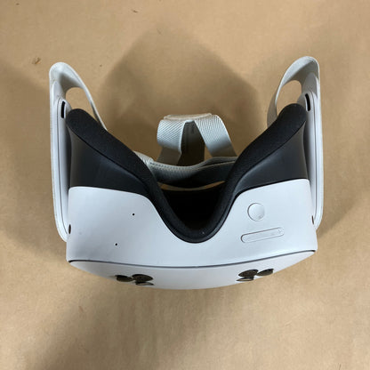 Meta Quest 3S 256GB Standalone All-in-One VR Headset P97