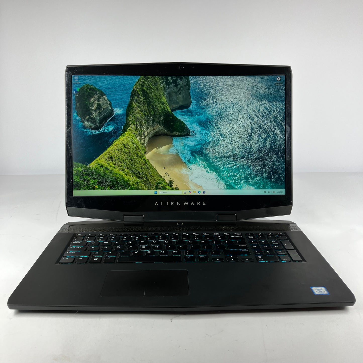 Alienware M17 P37E 17.3" i7-8750H 2.2GHz 32GB RAM 2TB SSD GeForce RTX 2060