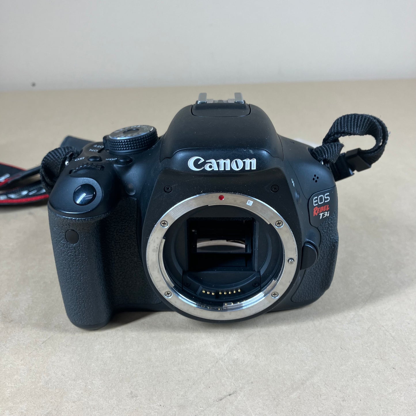 Canon EOS Rebel T3i 18.0MP Digital SLR DSLR Camera Body Only