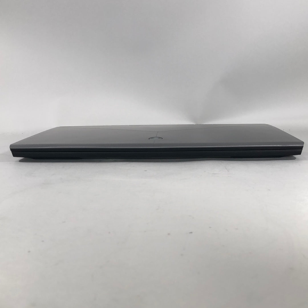 Alienware M17 17.3" i7 2.6GHz 16GB RAM 1TB HDD 512GB SSD NVIDIA GeForce 2060