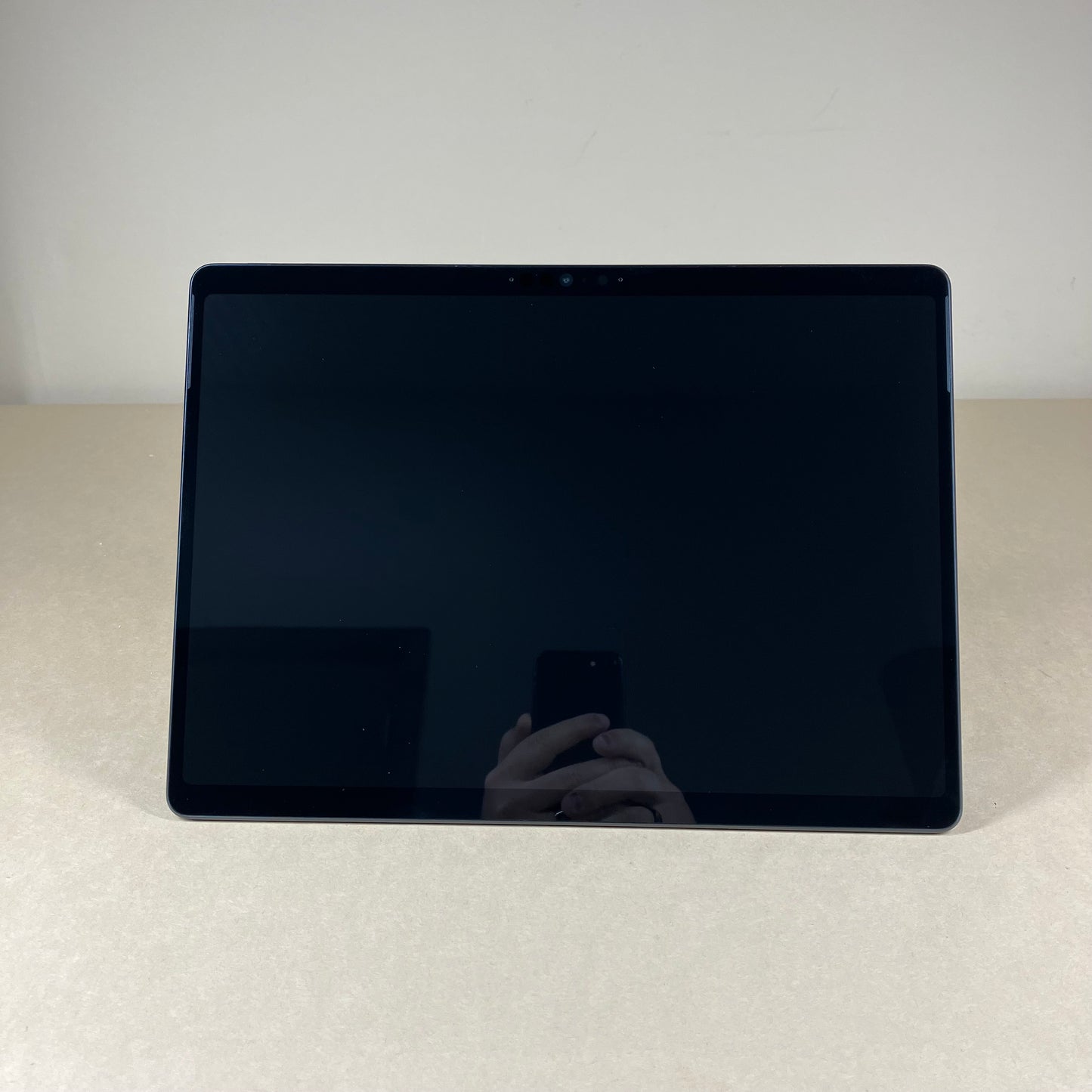 Microsoft Surface Pro 11 2076 SnapDragon X 10Core X1P64100 16GB RAM 512GB SSD