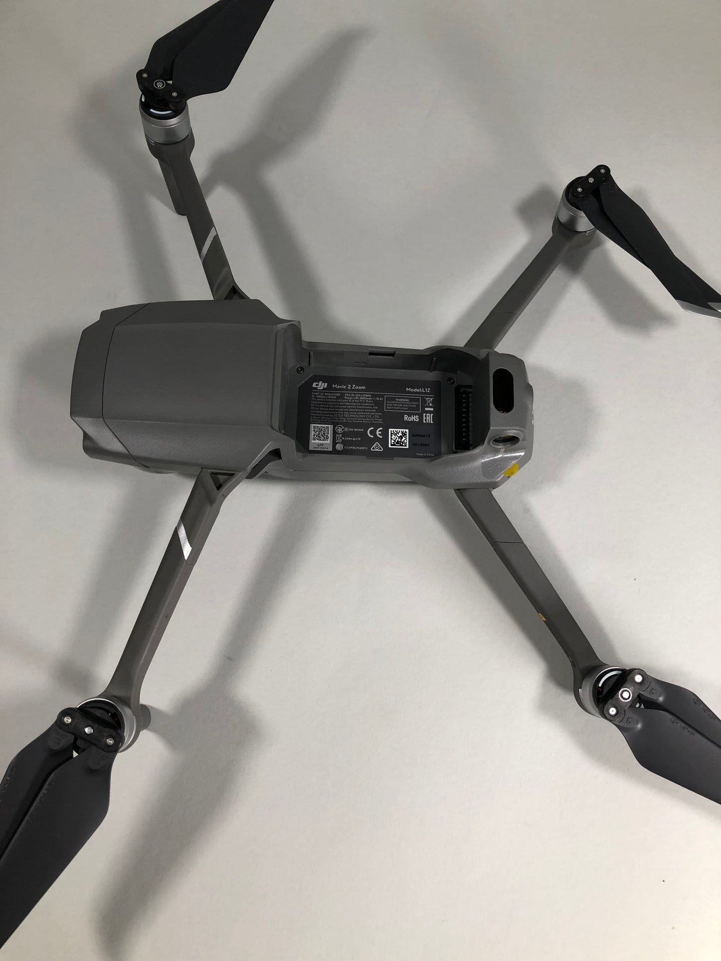 New DJI Mavic 2 Zoom 4K Quadcopter Camera Drone L1Z