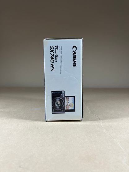 Canon PowerShot SX740 HS 20.3MP Digital Point-And-Shoot Camera