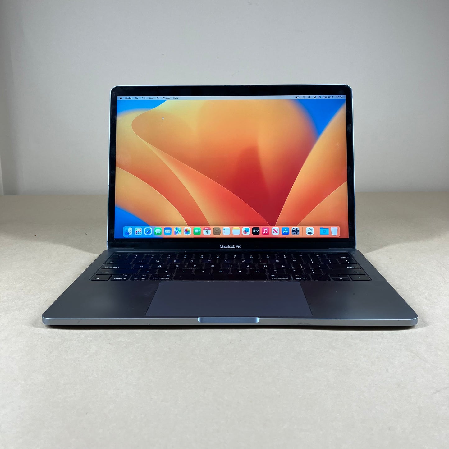 2017 Apple MacBook Air 13.3" i5 3.1GHz 8GB RAM 256GB SSD Space Gray A1706