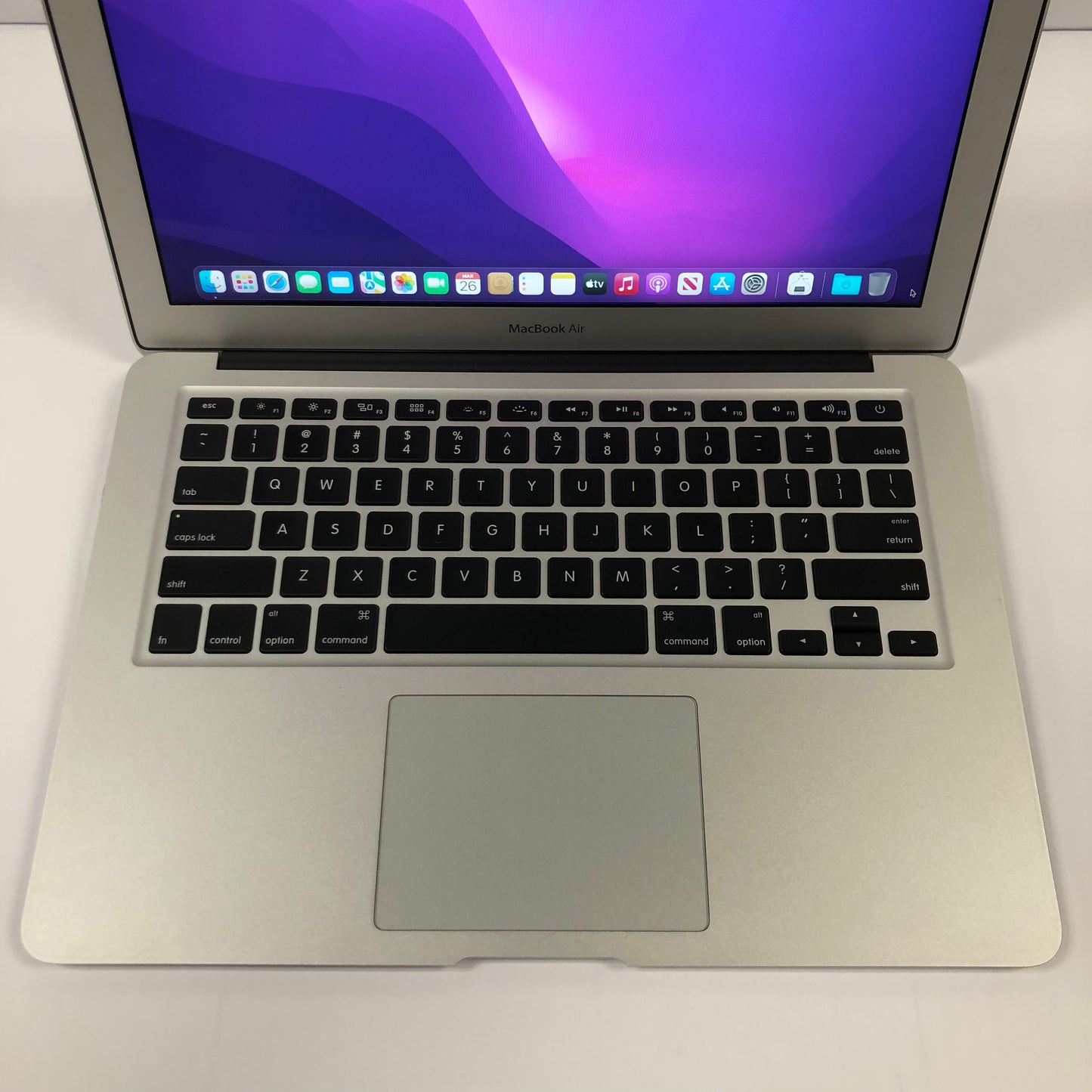 2015 Apple MacBook Air 13.3" i5 1.1GHz 4GB RAM 256GB SSD Silver A1466