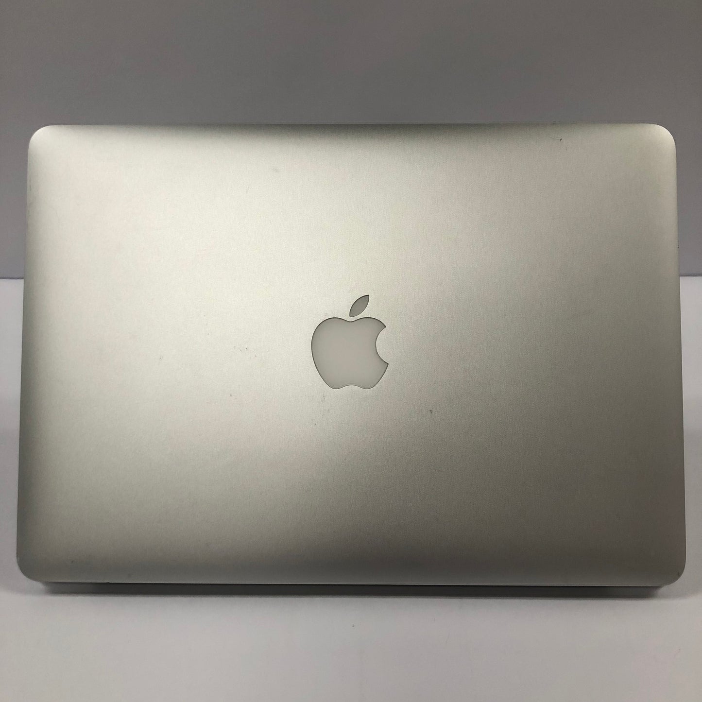 2015 Apple MacBook Air 13.3" i5 1.1GHz 4GB RAM 256GB SSD Silver A1466