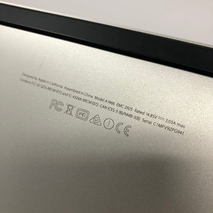 2015 Apple MacBook Air 13.3" i5 1.1GHz 4GB RAM 256GB SSD Silver A1466