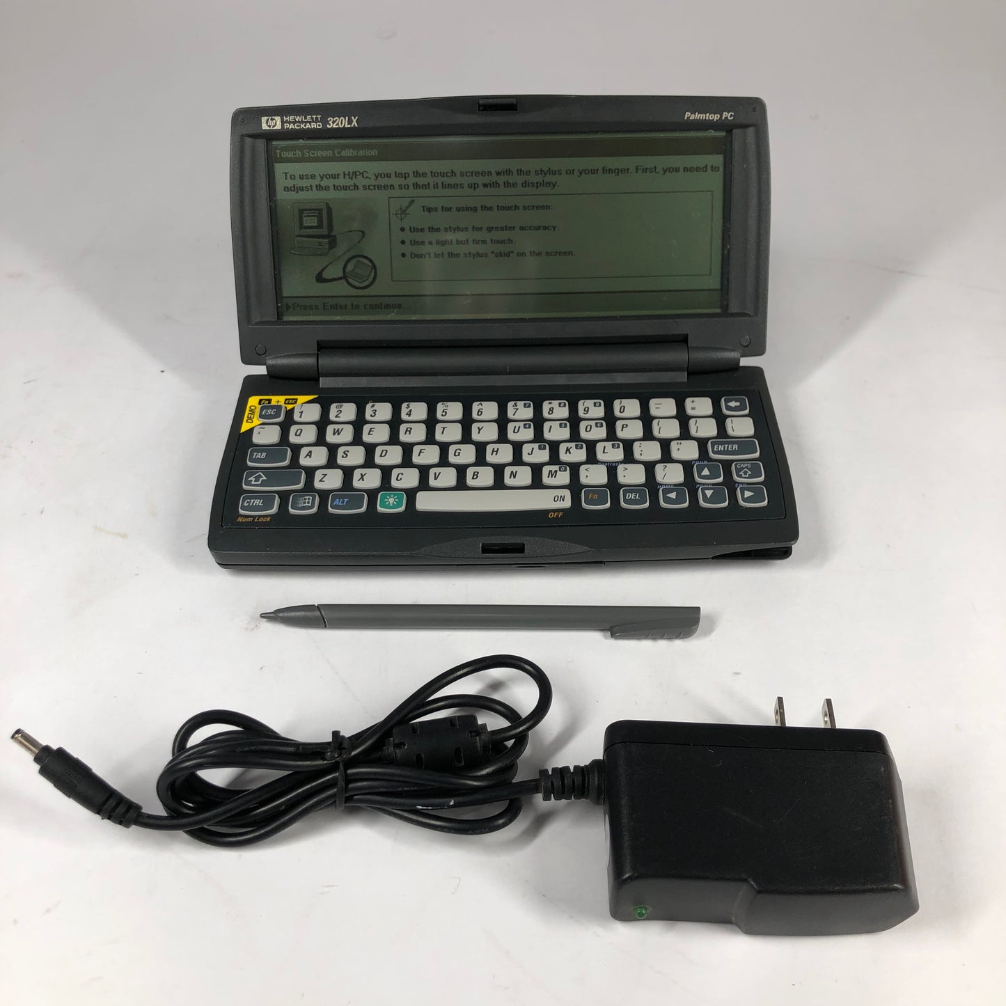 Hewlett Packard Palmtop Handheld PC 320LX Hitachi SH3 CPU 4MB RAM Windows CE