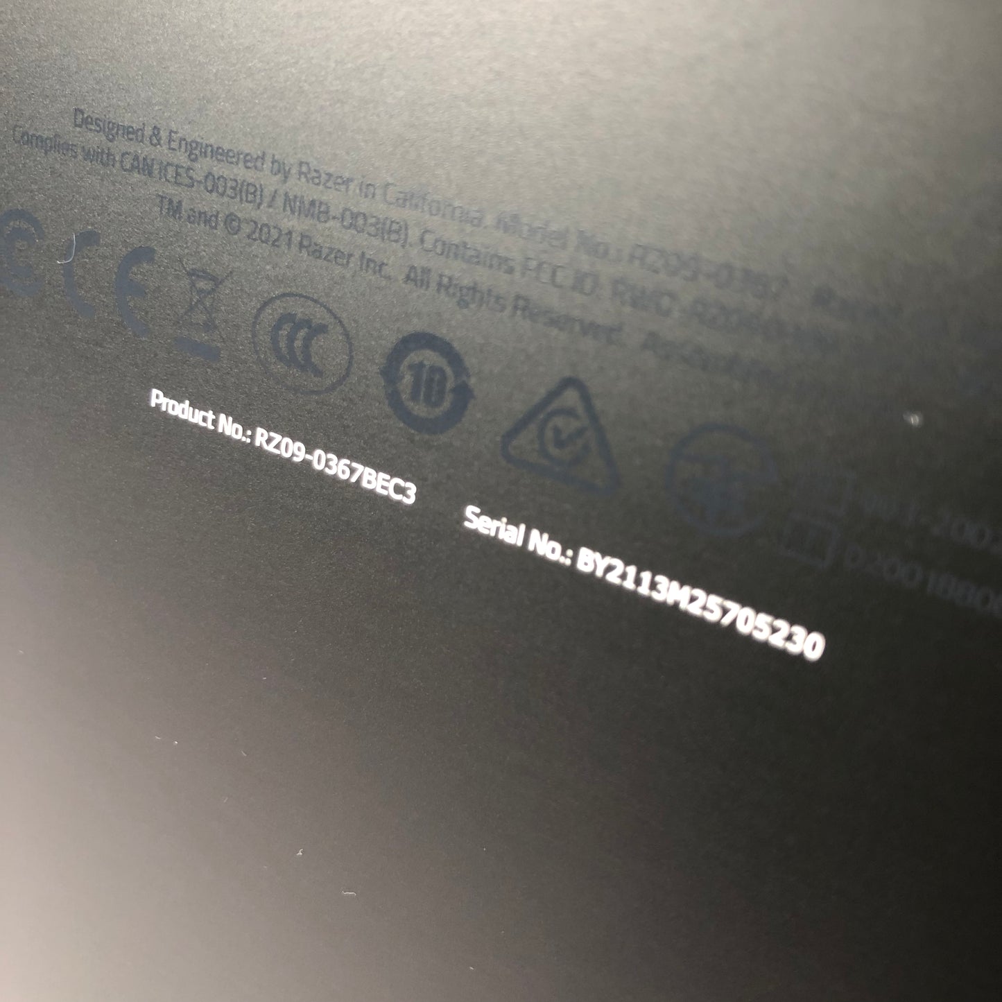 Razer Blade 15 Advanced RZ09-0367 15.6" i7-10875H 2.3GHz 16GB RAM 1TB SSD 