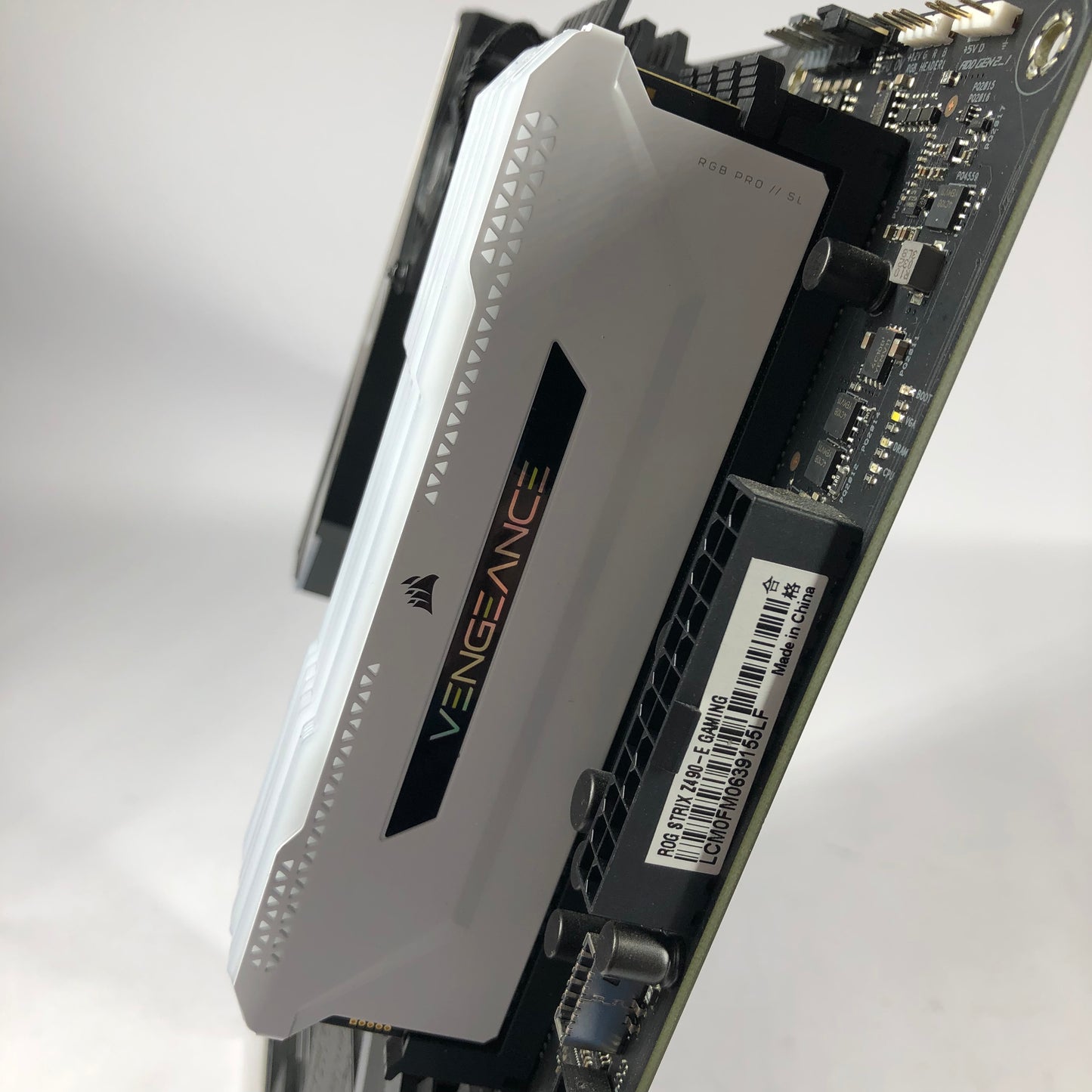 Asus ROG STRIX Z490-E Gaming LGA 1200 ATX Intel DDR4 Motherboard